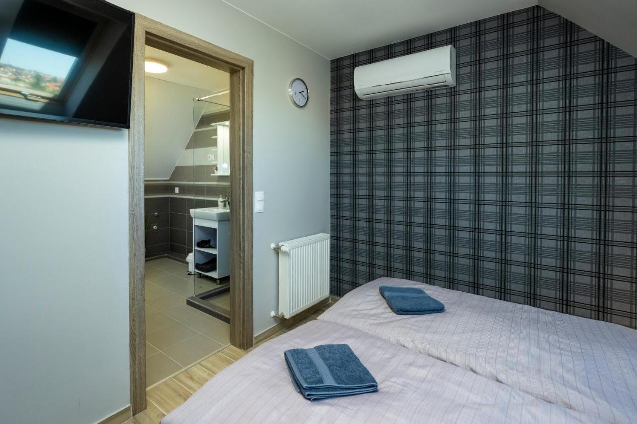 Star Apartman Eger Eksteriør bilde